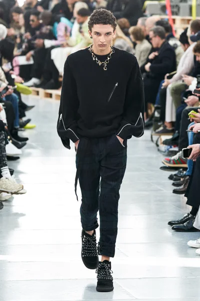 Look 45